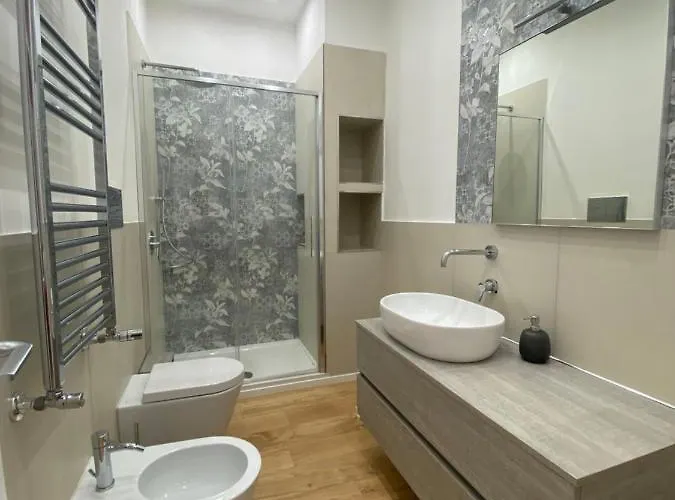 La Piccola Formica Home